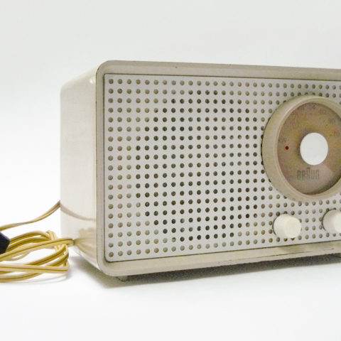 Arthur Braun, Radio, Kleinsuper SK 1, hellbeige, Braun Frankfurt, 1955