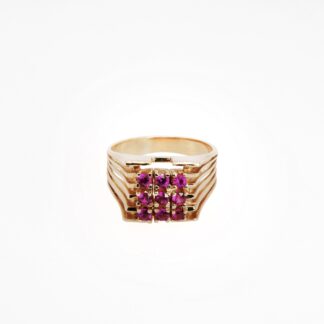 Ring mit pinkfarbenen Korunden, 1960er Jahre